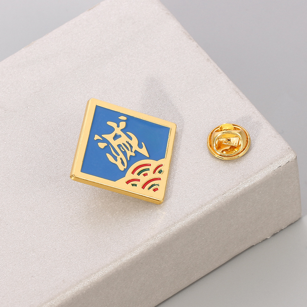 1pcs Anime Merchandise Pin Bad - Anime Merchandise Logo avaliação e preço