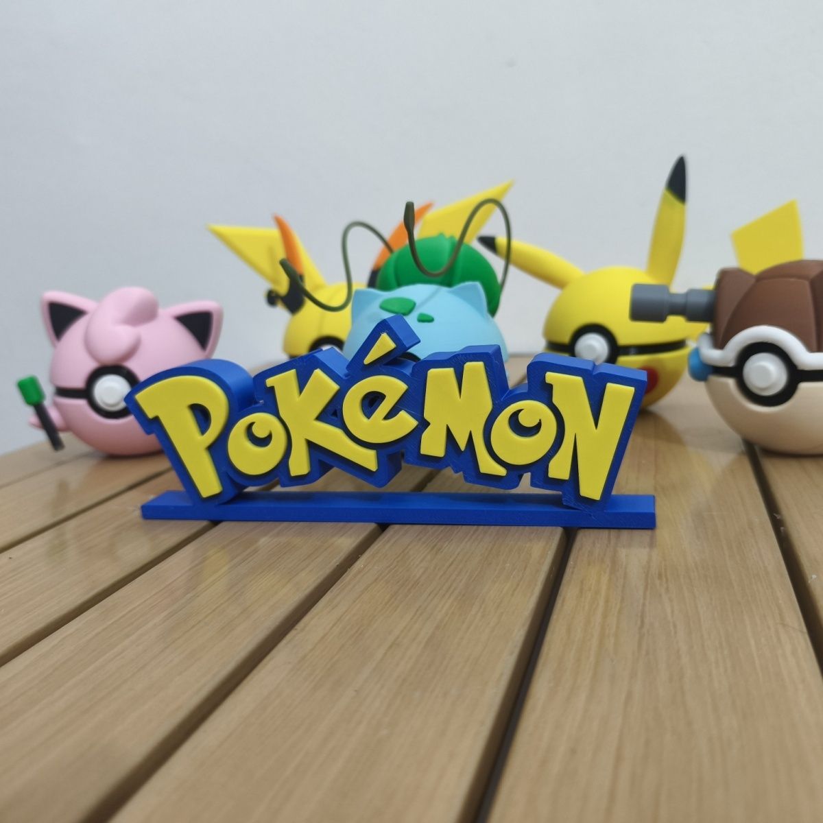 Pokemon standee logo display n - Pokemon Anime Merchandise avaliação e preço